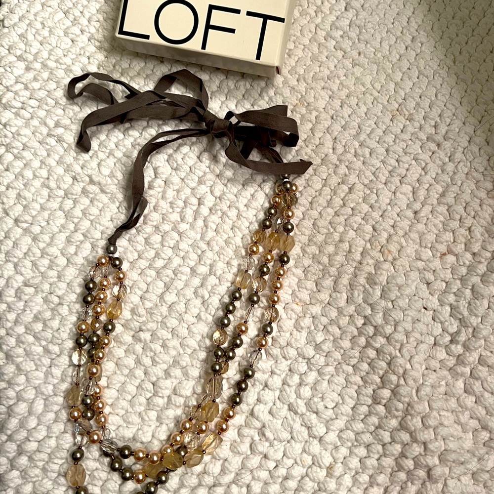 Loft, gray, pink beaded necklace